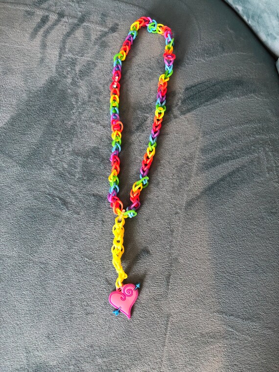 Rainbow loom necklace deals
