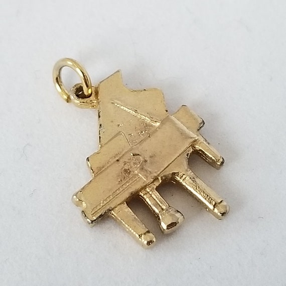 Goldtone Piano Charm