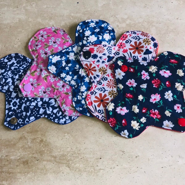 Set of 5, Daily/Panty Liners 6,7,8 or 9 inch length 2.5" Inch Width.  Absorbent Core, Washable Reusable & Eco Friendly Floral Liners.
