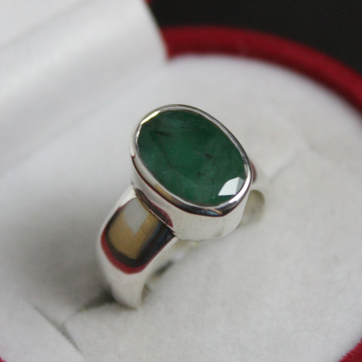 Buy Green Emerald (Panna) Rings Online at Best Price | GemPundit