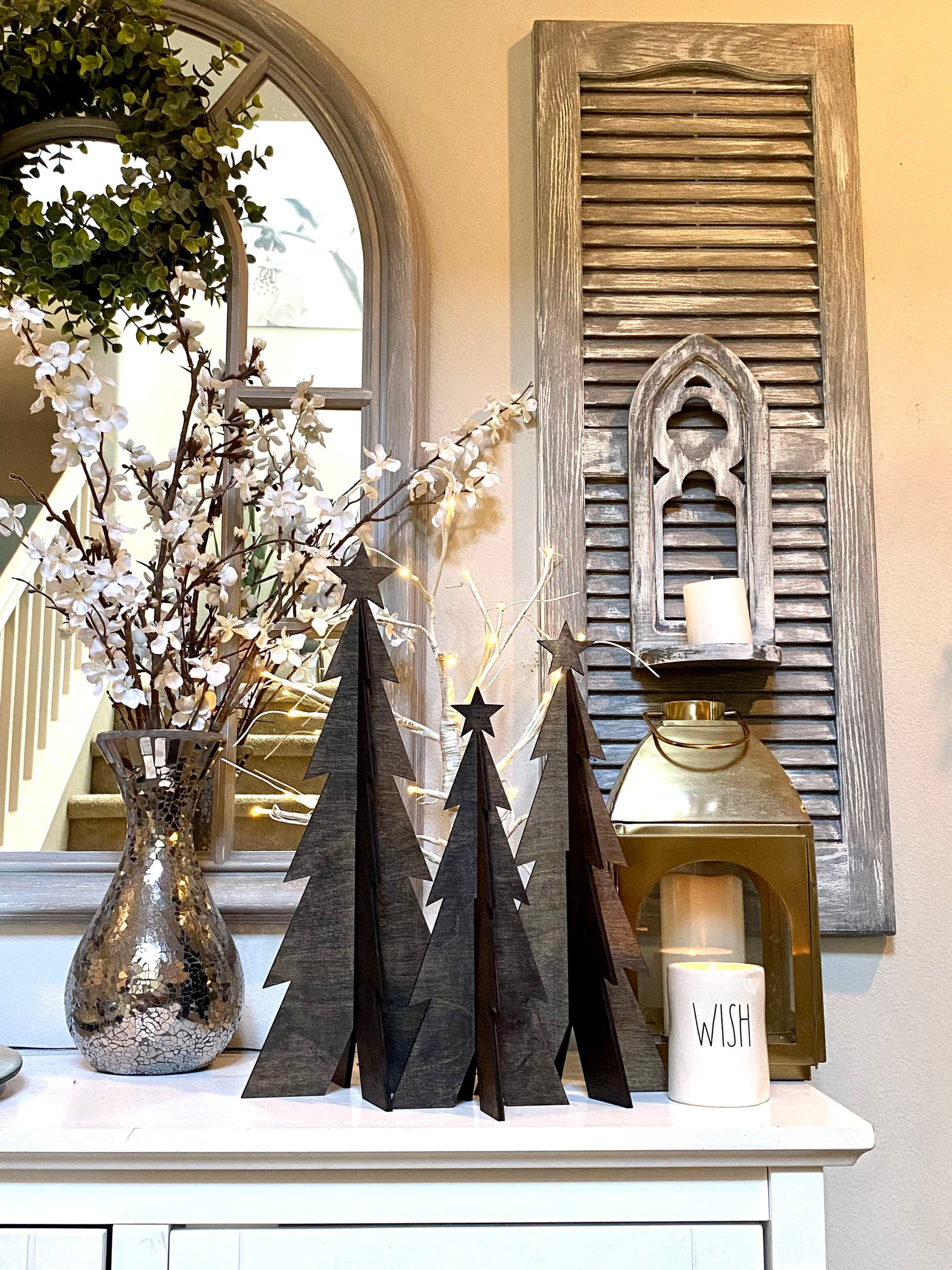 3 Christmas Trees Designed With Themes - Woodsy, Modern, and Farmhouse —  DESIGNED