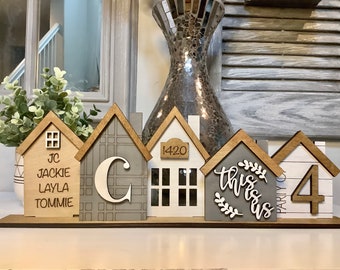 Custom standing house centerpiece, farmhouse decor, personalized family signs, 3D Standing House, Customized family decor, tiny houses sign