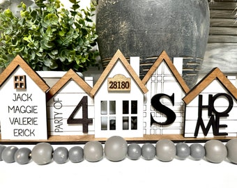 Custom standing house centerpiece, Mother’s Day gift Farm house decor, personalized family signs, 3D Standing mini House, Customized sign