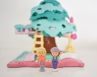 retro tree house toy