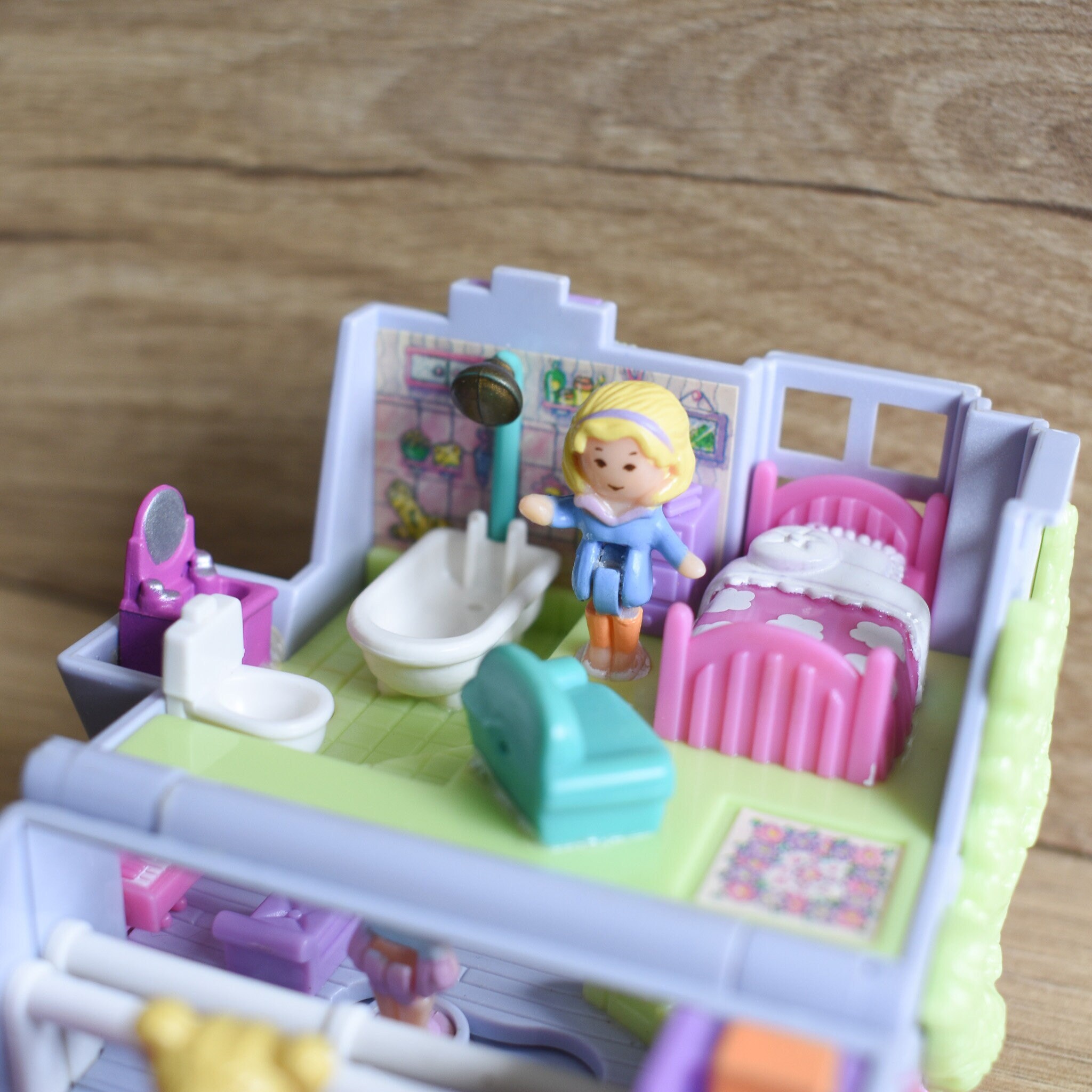Polly Pocket Rare Vintage Bluebird 1989 Complet Avec Personnages Et Accessoire Imgx1200 8334