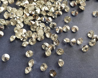 Faux Crystals - Diamonds 4mm x 1000 | Resin Art | Table Decorations | Crafts | Jewellery Making | Floral Vase Arrangements