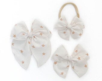 Christmas Star Party Bow / Christmas Bow / Baby Bow / Baby Headband / Toddler Bow / Toddler Hair Clip / Little Girl Bow