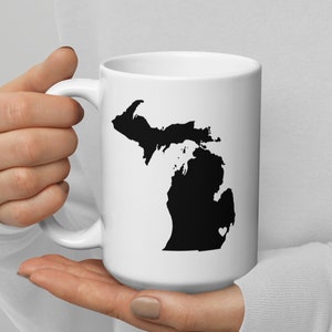 Detroit, Michigan Heart, Map, Motor City Hometown Mug