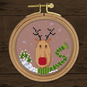 Reindeer Christmas Ornament - cross stitch pattern