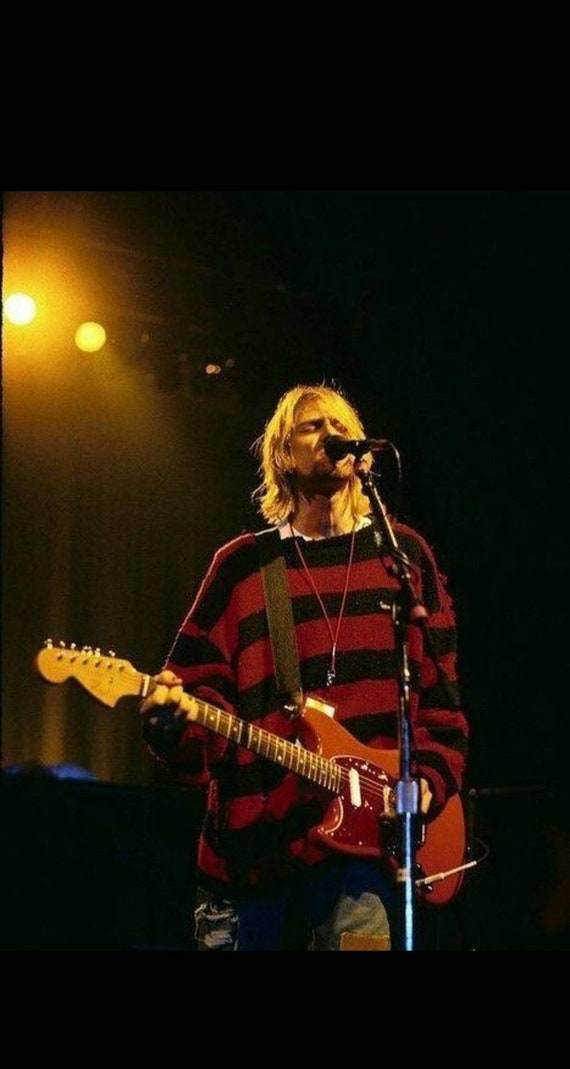 Kurt Cobain Sweater, Red and Black Striped Jumper, Nirvana Kurt Cobain Sweater, Red and Black Striped Jumper, Nirvana