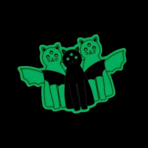 Adesivo fosforescente BAT CATS / Fustellato lucido impermeabile / Adesivo di Halloween / Regalo per gli amici / Stagione spettrale / Adesivo per diario spazzatura