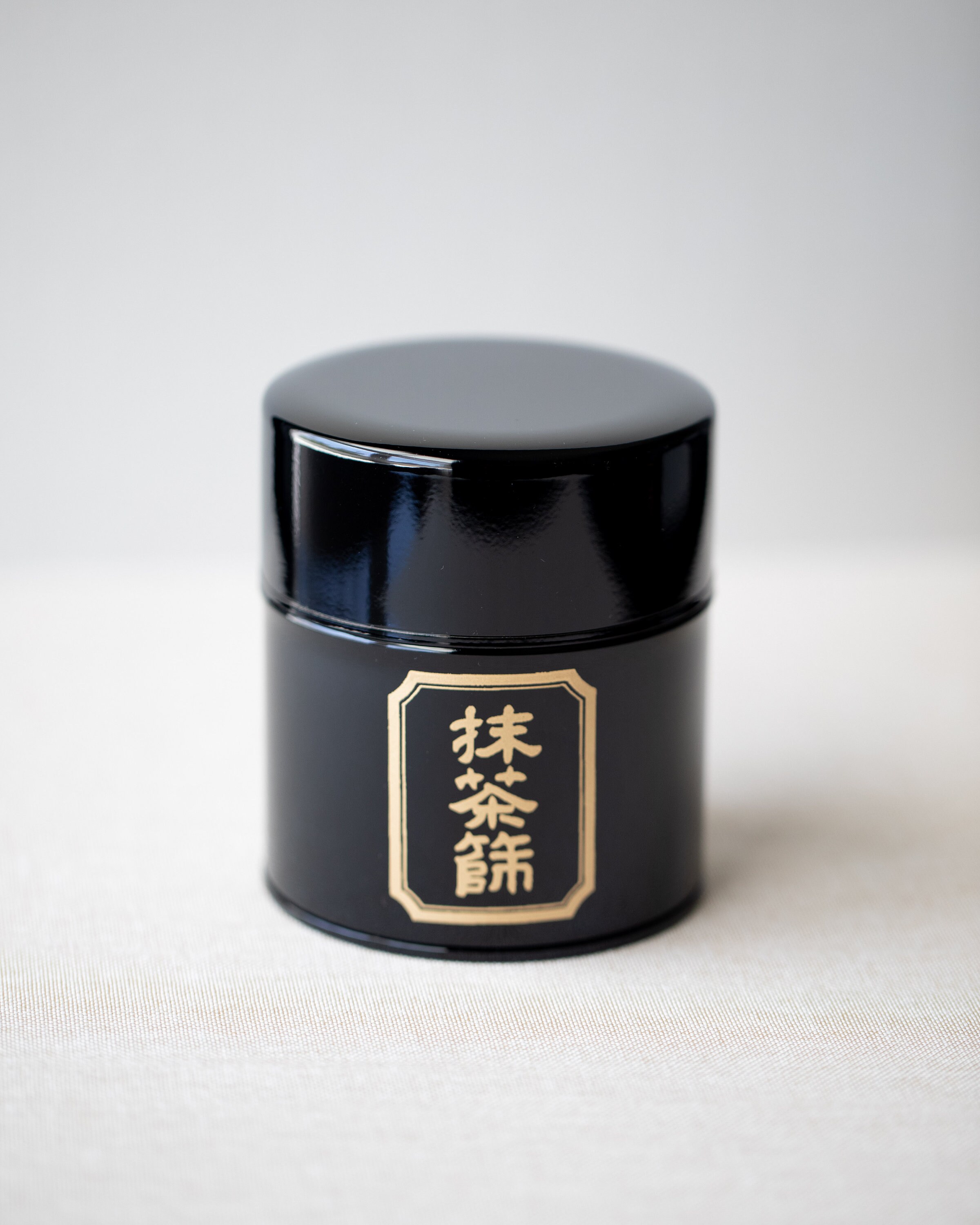 Matcha Green Tea Sifter | Black/ 5.3Oz. | 150G/Made in Japan - Zandaka