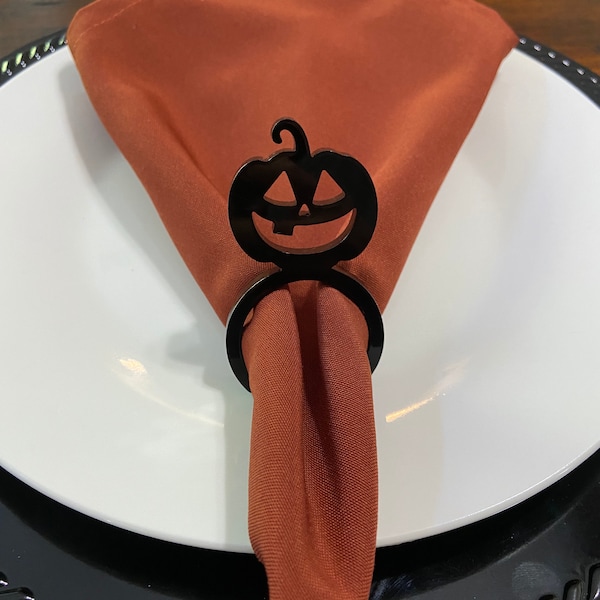 Napkin Ring / Halloween Plate Decor / Holiday Napkin Holder / Halloween Place Cards/ Happy Halloween / Trick or Treat / Spooky