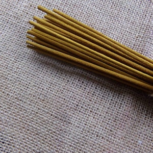 25 x Indian Joss incense Sticks Ethically Sourced, Handmade & Fair Trade Incense, Plastic Free Incense Sticks for Home Fragrance image 8