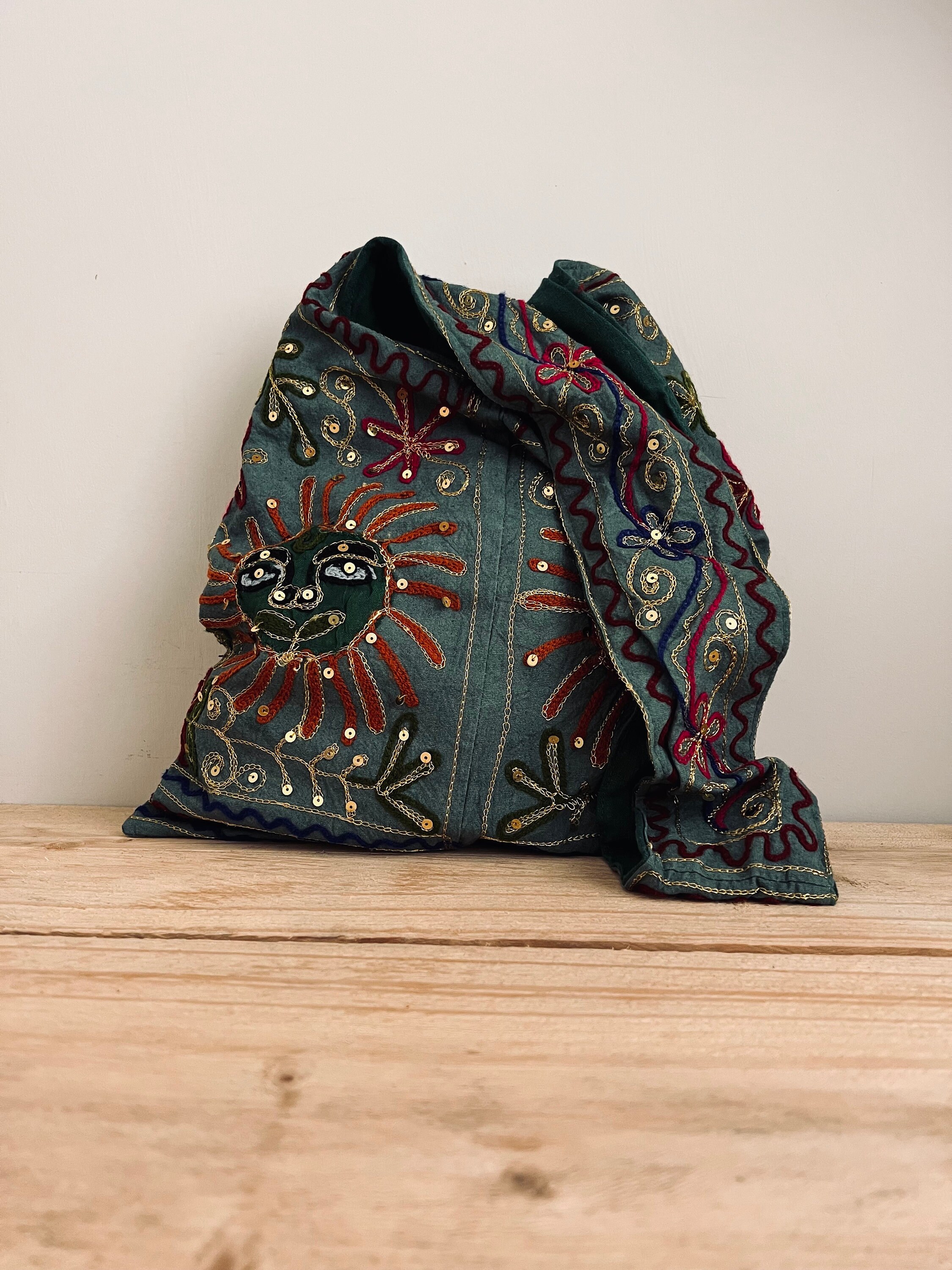 MASU INVITATION HIPPIE BAG ショルダーバック MASU INVITATION HIPPIE BAG 【公式通販】