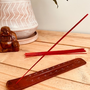 Mango Wood Incense Joss Stick Holder, Embossed Carved Spiral Flower Design, Fair Trade & Handmade Incense Stick Holder Ash Catcher Burner