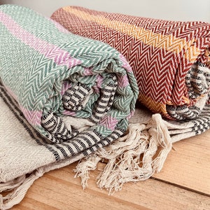 Handloomed Cottage Chic Stripped Blanket Beach Style Handmade Fair Trade Sofa Throw With Cute Fringe Light Weight Summer Blanket