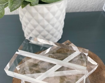 Acrylic stands for wedding signs | acrylic stands for table numbers | acrylic stands | sign base
