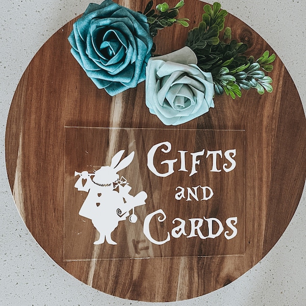 Alice in wonderland gifts and cards | Alice in wonderland wedding | Disney wedding | tea party | Disney wedding decor | bridal shower