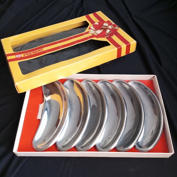 Set of 6 Vintage Stainless Steel Plate Clips on Stainless Steel Condiment Tray