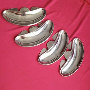 Set of 4 Vintage Stainless Steel Plate Clips on Stainless Steel Condiment Tray