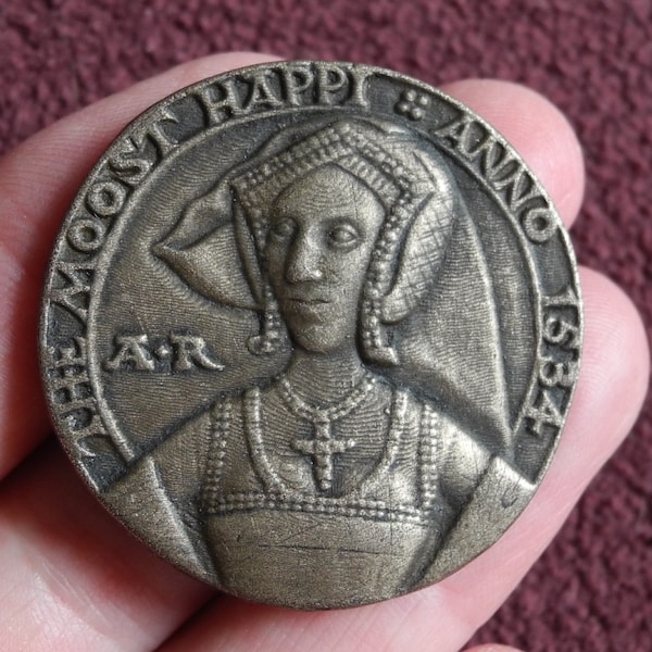 Anne Boleyn's bronze Moost Happi medal magnet