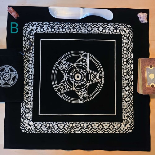 Velvet Tarot Cloth: Celtic Labyrinth
