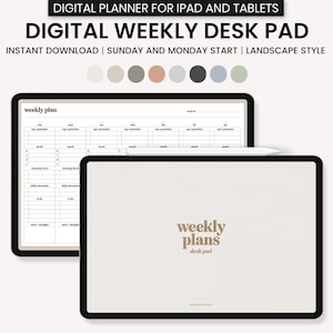 Peut inclure: Planificateur numérique hebdomadaire pour iPad et tablettes. Le planificateur a un fond beige clair avec le texte "weekly plans desk pad" en brun. Le planificateur est affiché sur une tablette avec un cadre noir.