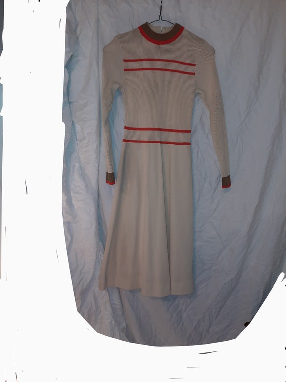 Vintage 70s Evan Wayne Original Fit & Flare Mock Neck Ribbed  