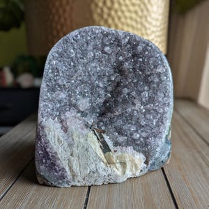 Amethyst Cut Base with Calcite, Beautiful Self Standing Amethyst Geode, Brazilian Amethyst Display Piece, Amethyst with Agate Crystal Quartz