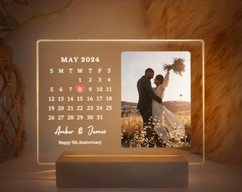 Personalized Wedding Date Gift, Engagement Picture Frame, Custom Photo Print, Newly Wedding Gift, Wedding Gift Ideas, MBF02