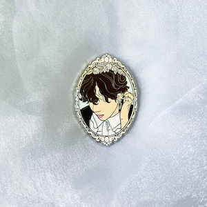 Vintage Tae Enamel Pin