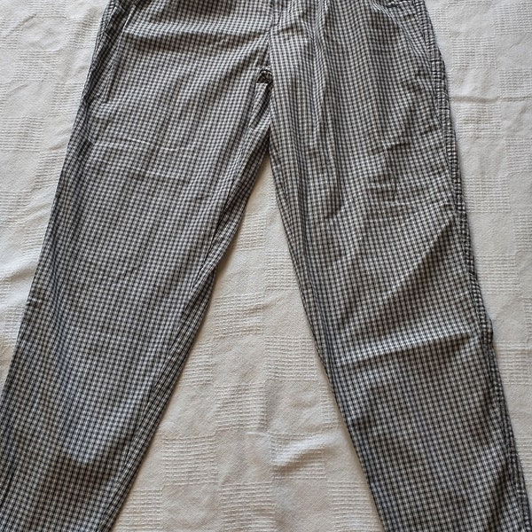 1990s 100% cotton high waist Levi's Dockers, women's medium, blue and white checked pattern, tapered legs, baggy, pleated waist