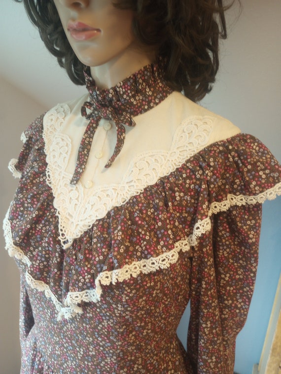 What a cute Gunne Sax dress from the 1970s, brown… - image 4