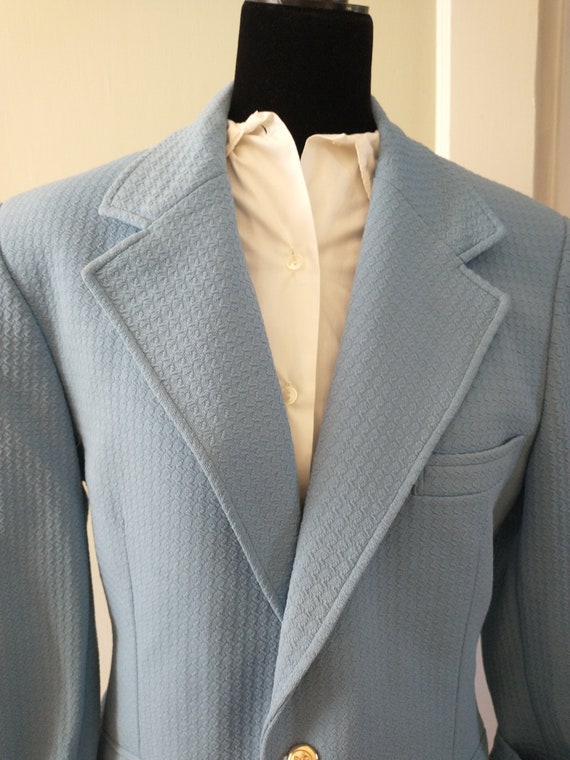 1970s Vintage baby blue Johnny Carson suit coat, poly… - Gem