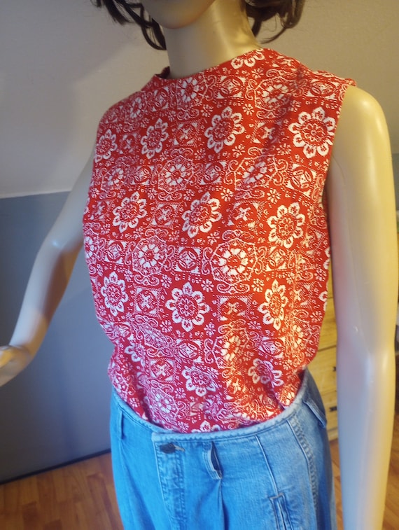 Mid century sleeveless handmade red and white summ