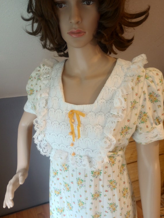 Gunne Sax style 1970s maxi prom dress, yellow flo… - image 10