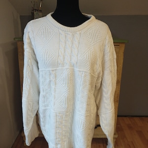 White cotton cable pullover sweater, size large, Nordstrom, made in USA, crew neck sweater
