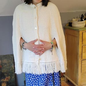 Vintage poncho, 1950s, 1960s Midcentury  cream knit poncho, buttons, rockabilly, excellent condition, women's small to large, Lil Lambee.