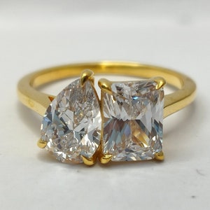 Radiant and Pear Moissanite Engagement Ring in 14K Gold, Toi et moi Ring, Moissanite bridal jewelry, Delicate Ring, Gifts for women