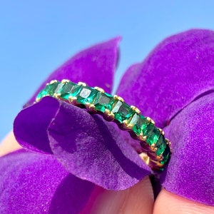 Minimalist Emerald Eternity Band, Dainty Ring, Stacking Emerald Ring, Gift Idea, Emerald Eternity Ring, Promise Ring, Rings For Her
