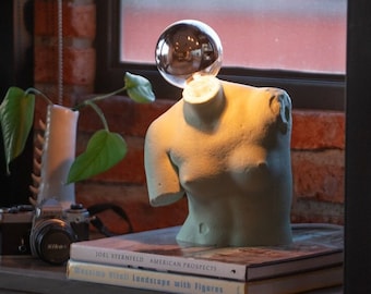 Venus Table Lamp