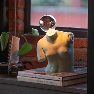 Venus Table Lamp