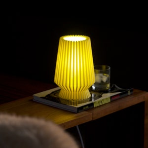 Vertice Table Lamp