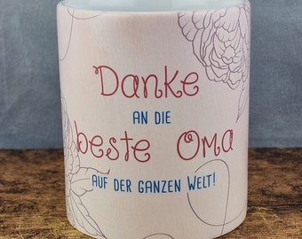 Cup with saying: "Thanks to the best grandma in the world!" #Grandma #funny #saying #cup #mug #funny #coffee #grandma gift #gift #tea #thank you