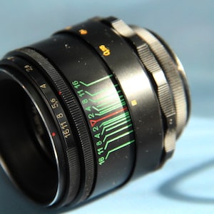 Objetivo soviético KMZ HELIOS-44-2 2/58 para retratos, rosca M42.