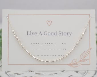 Collar con código Morse: "Vive una buena historia" en plata de ley o chapado en oro.