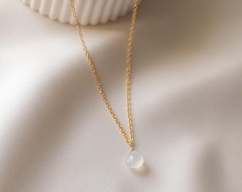 Necklace with moonstone pendant made of gold-plated silver | Bridal jewelry | Bridesmaid gift