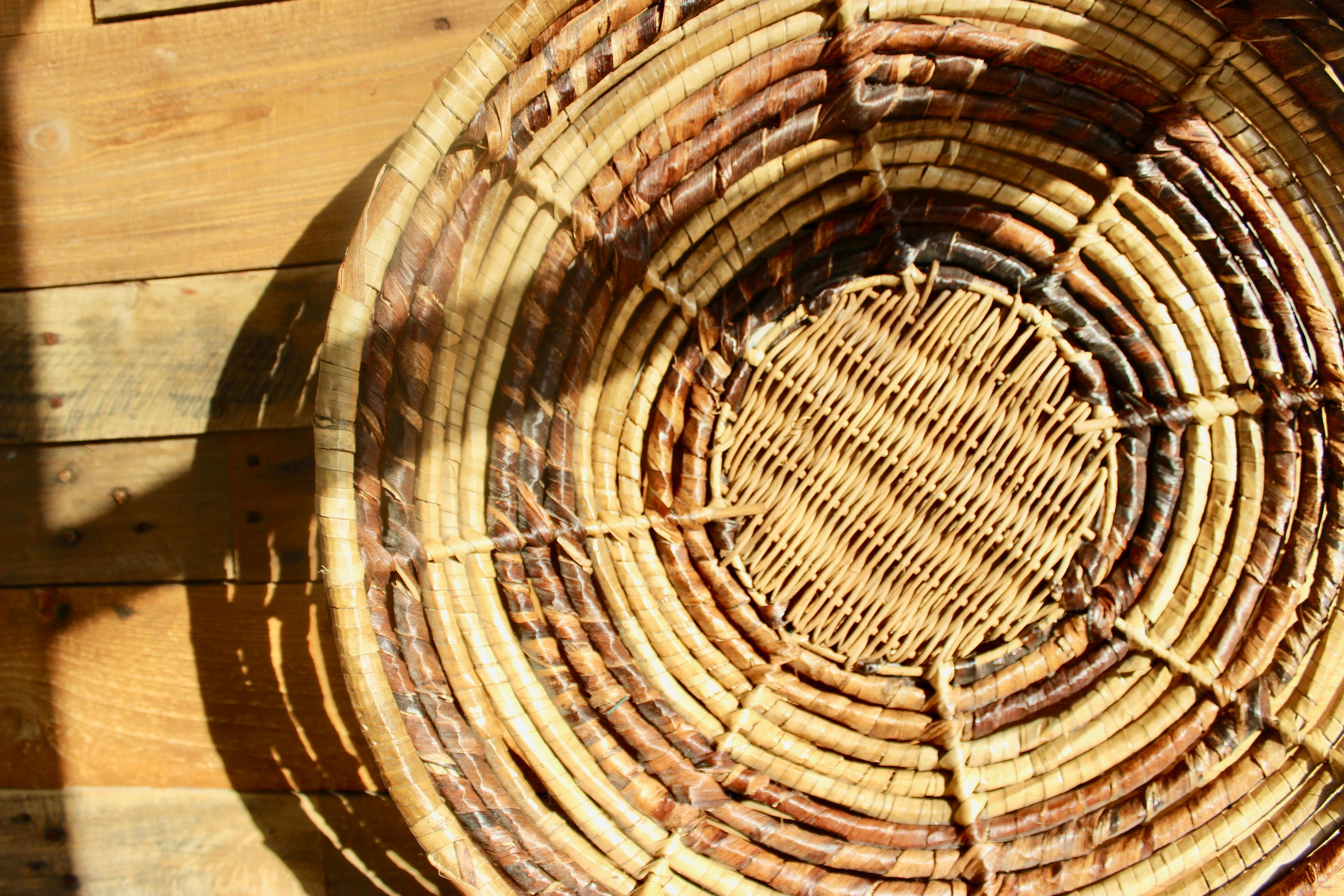 Extra Large Round Wicker Wall Basket Multi Colored 21 Etsy