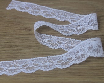 Lot of 5 meters of lace ribbon 2 cm wide